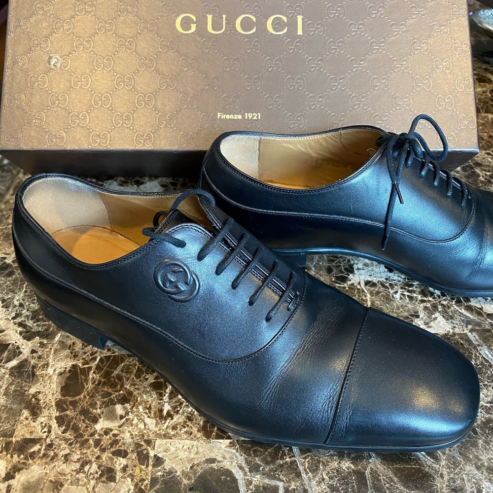 Gucci dress shoes MENS